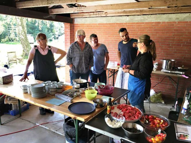 „KUNST“-Küche - Barbara, Bianca, Michael, Angela & Nico